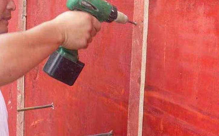 建筑模板靜彎曲強(qiáng)度測試