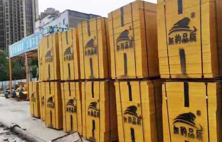 25000張紅色面模板發(fā)往金塔核技術(shù)產(chǎn)業(yè)園